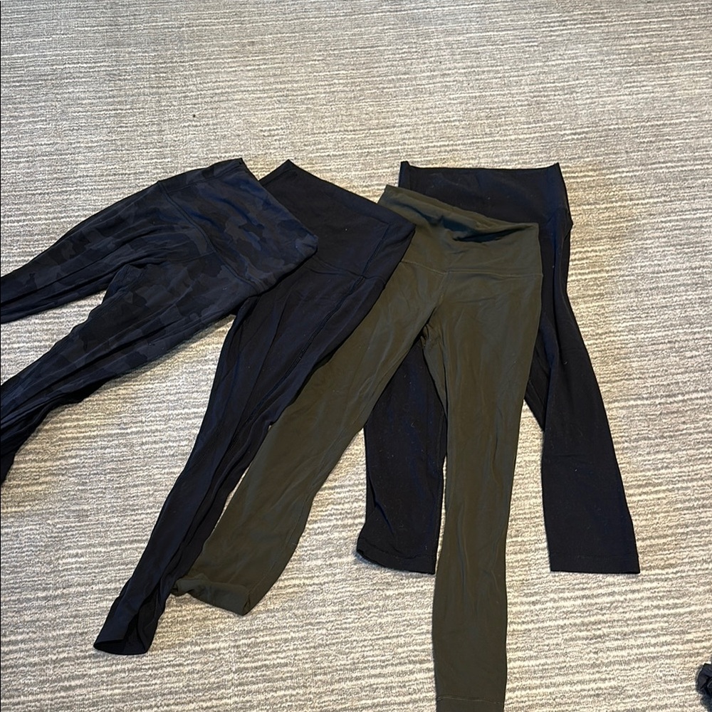 Lululemon bundle. 4 Align Leggings